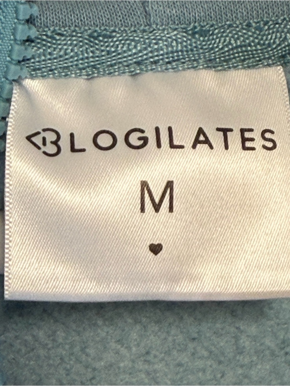Blogilates Light Blue Half-Zip Cozy Pullover Balloon Sleeves Cropped Hoodie - Picture 6 of 8
